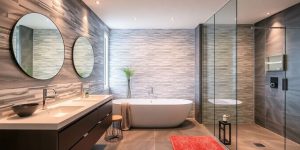 Băi moderne cu design elegant și funcțional.